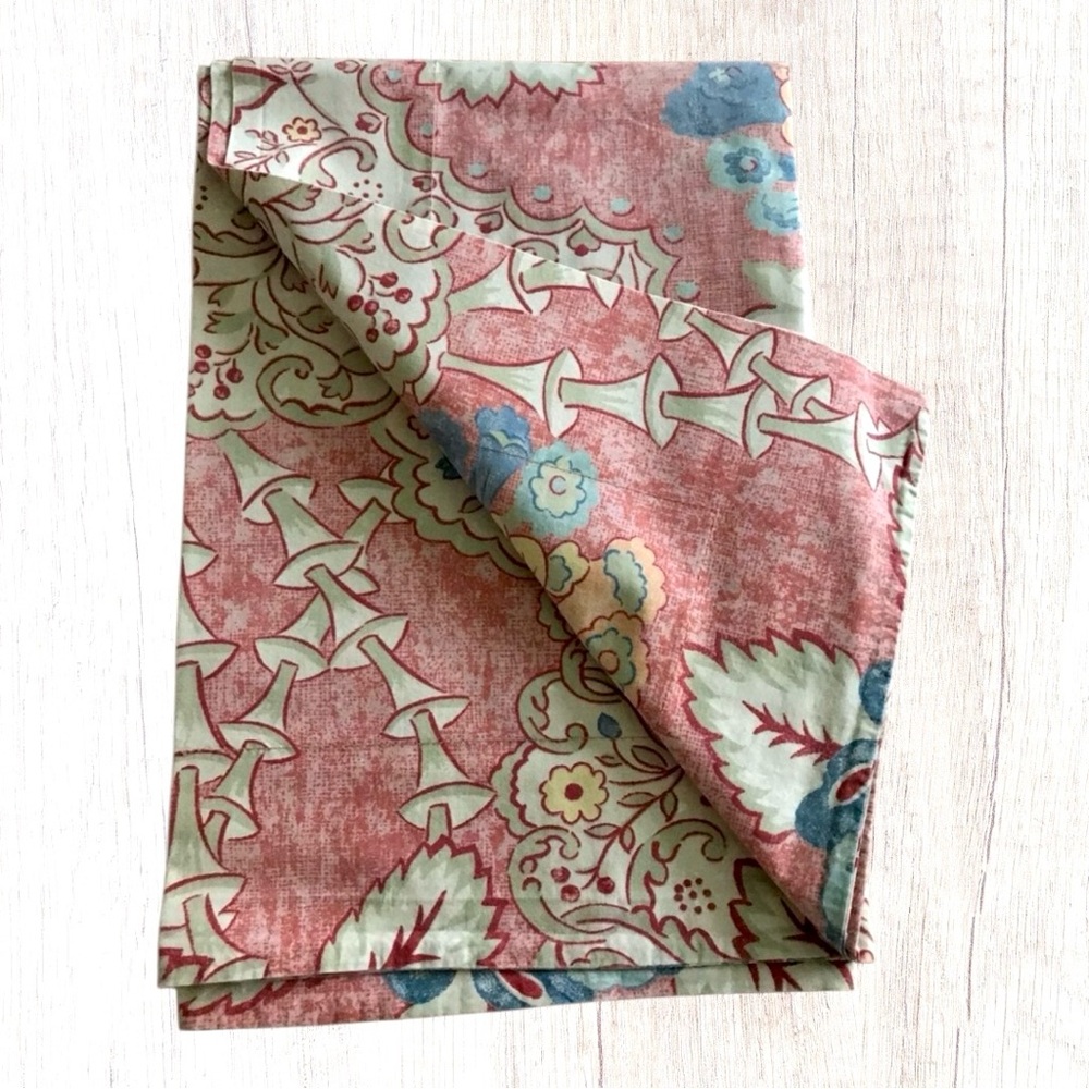 Pottery Barn Florentine Pink (1) Standard Sham
